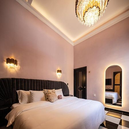 Holt Hotel De Mi Independencia King Room Oaxaca Buitenkant foto